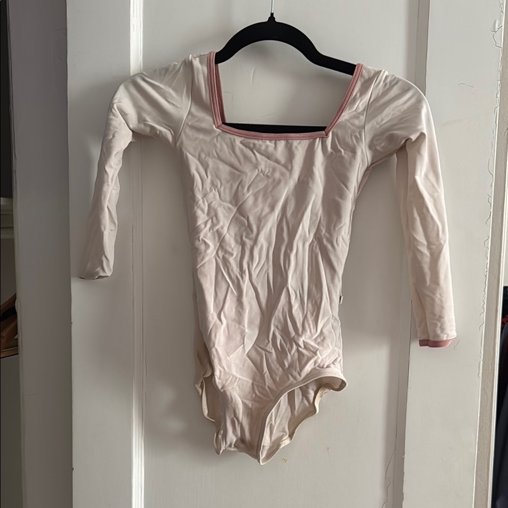 YUMIKO Marieke White with Antique Rose trim XS